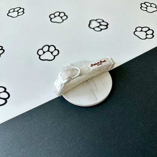 SNOWFALL IN CENTRAL PARK - ADJUSTABLE COLLAR