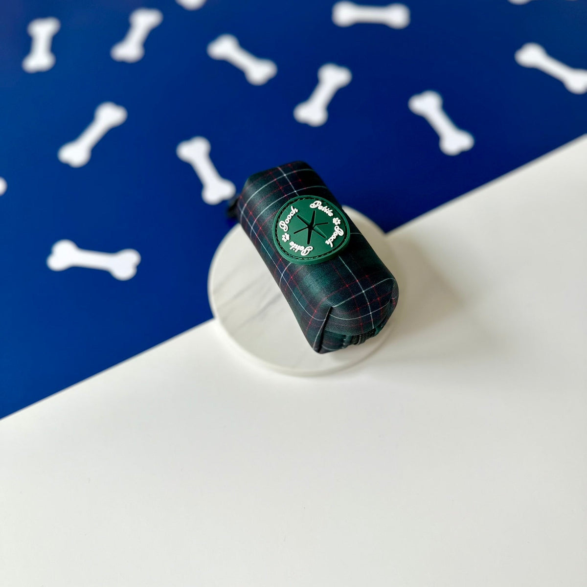 GRAMERCY GREEN - POOP BAG HOLDER